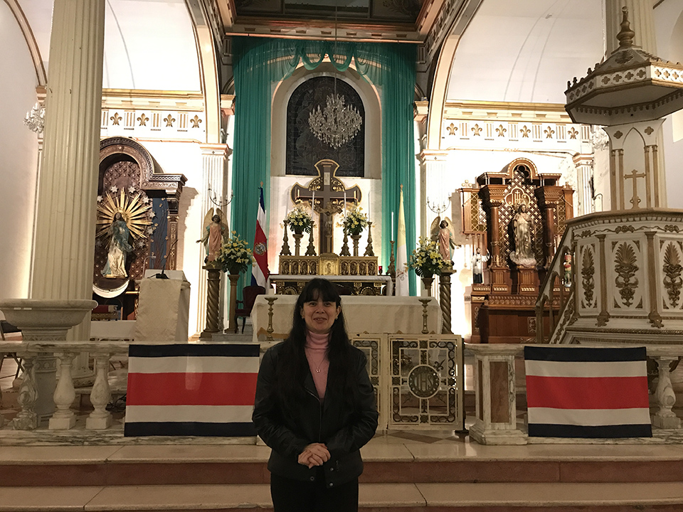 Canto de funerales Ministerio de Silvia Rodriguez
